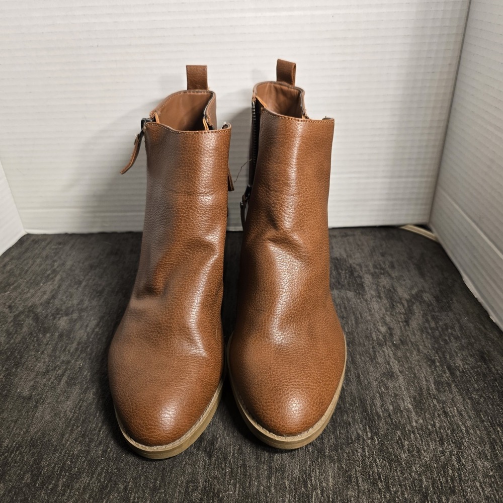 Universal Thread Womens Ankle Boots Size 9.5 Brown Faux leather Double Side Zip